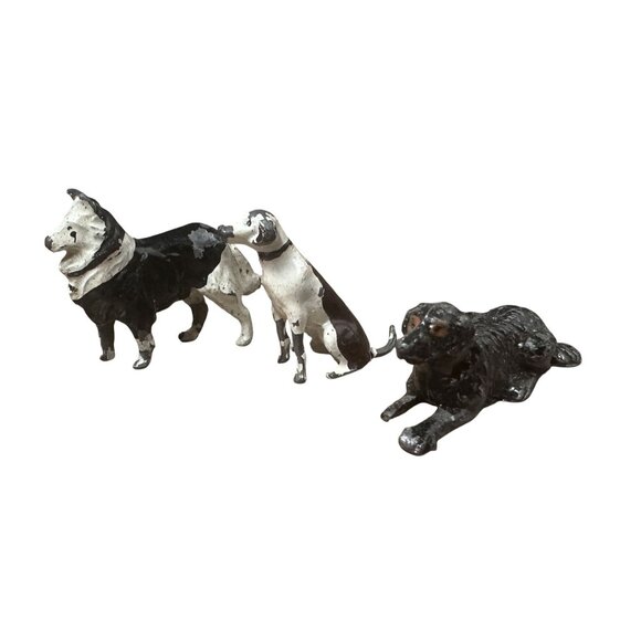 Vintage Lead Figures 3 Different Dogs 1950s Vintage Lead Toys .75" Tall - Picture 1 of 7